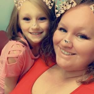 Meet your Posher, Devona